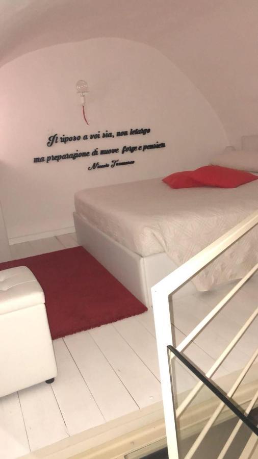 Ostuni 21Mqsuitehomes, Appartamento Con Mini Piscina Privata, Appartamenti Con Vasca Idromassaggio & Appartamenti Standard 奥斯图尼 外观 照片