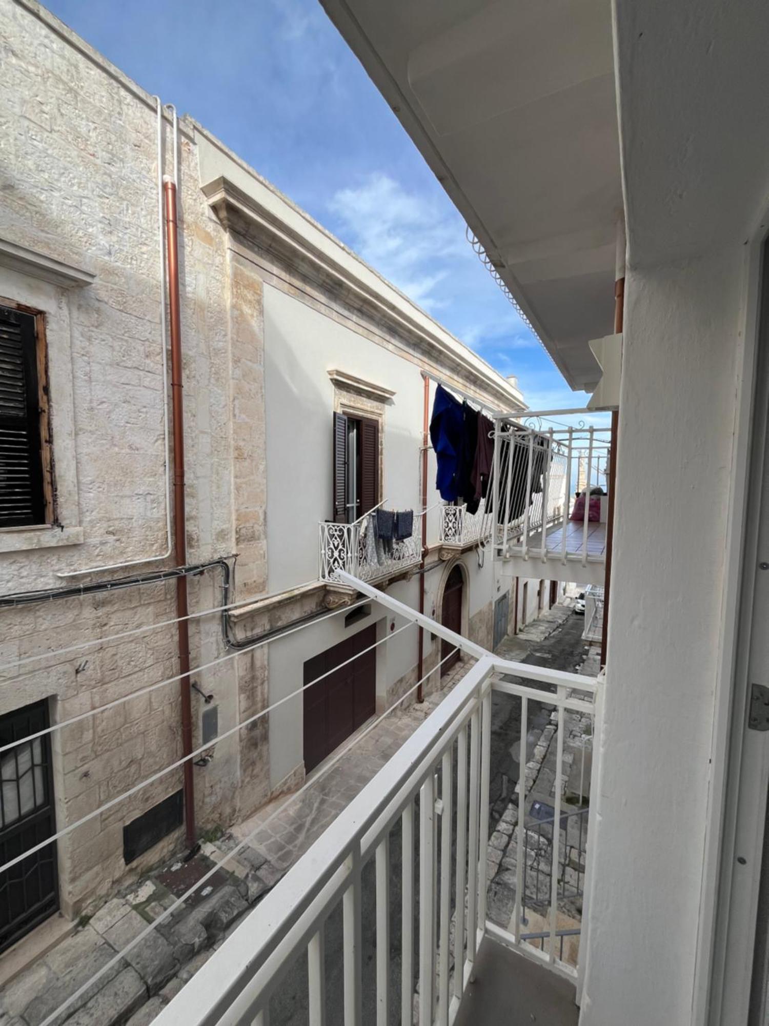 Ostuni 21Mqsuitehomes, Appartamento Con Mini Piscina Privata, Appartamenti Con Vasca Idromassaggio & Appartamenti Standard 奥斯图尼 外观 照片
