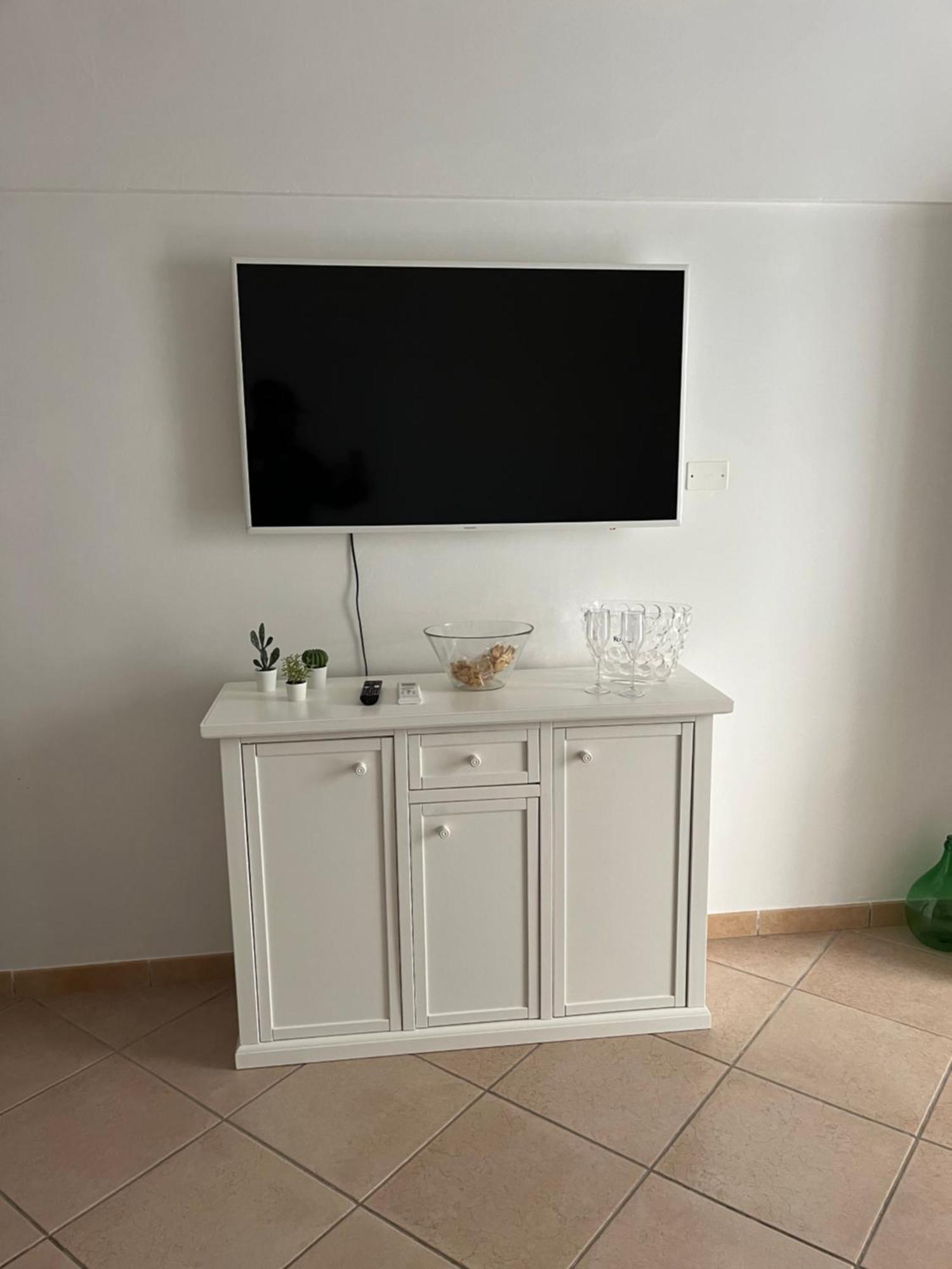 Ostuni 21Mqsuitehomes, Appartamento Con Mini Piscina Privata, Appartamenti Con Vasca Idromassaggio & Appartamenti Standard 奥斯图尼 外观 照片